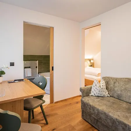 Inn Dolomiten Braies (Prags)